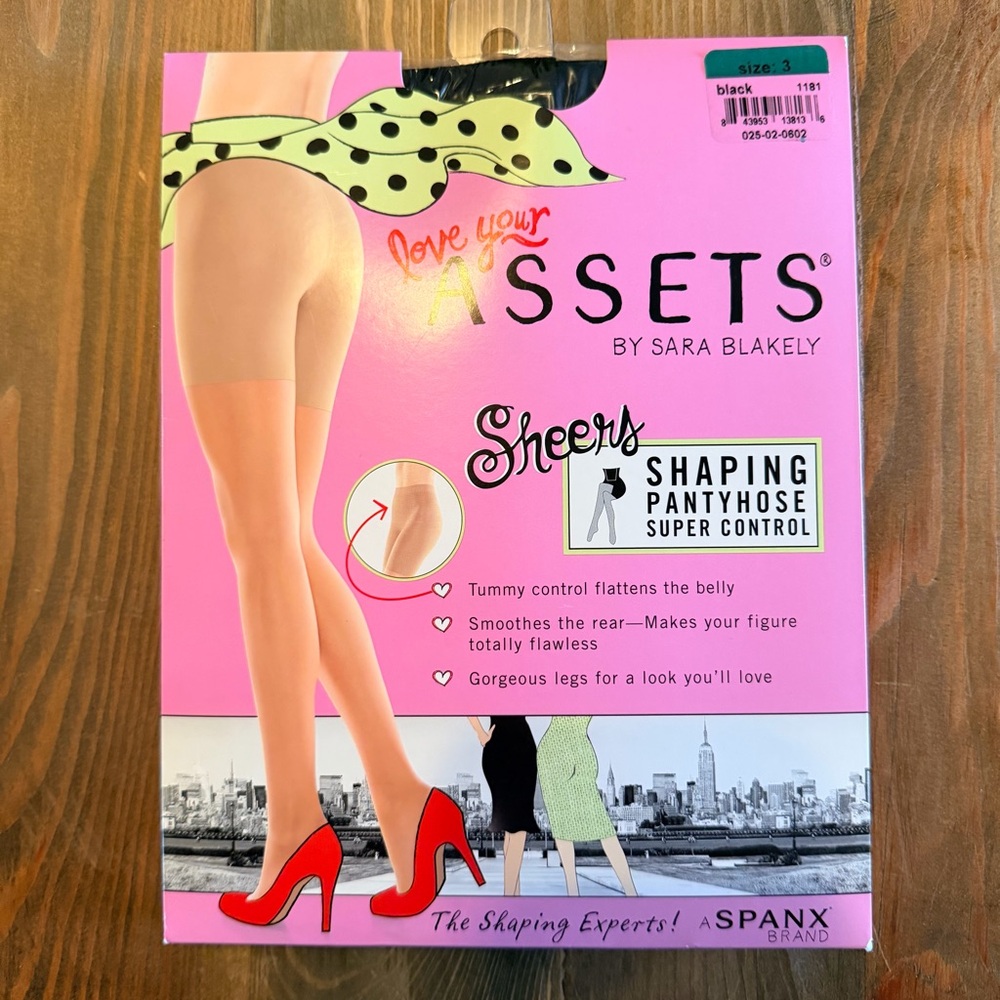 Assets sheer pantyhose new size 3